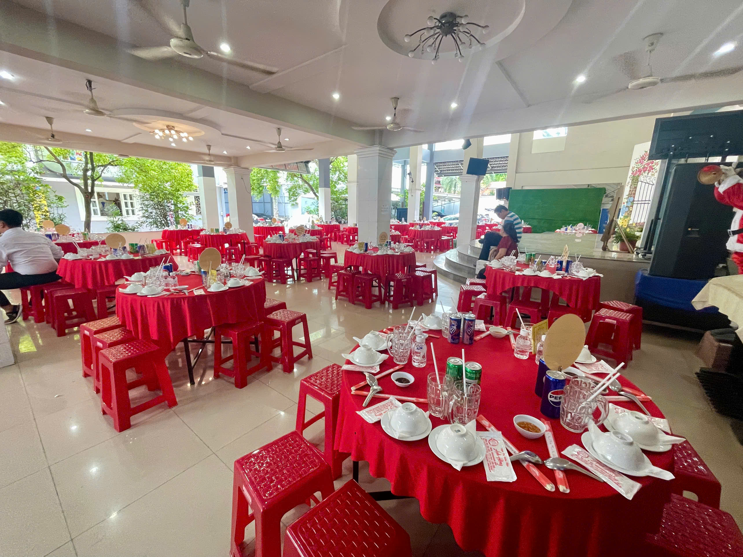 Nấu Tiệc Hải Yến